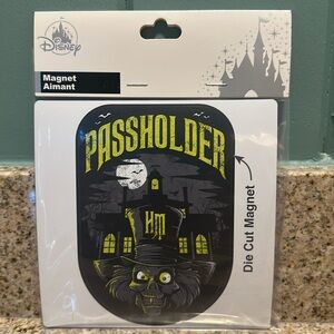 Disney Parks Haunted Mansion HATBOX GHOST Magnet Annual PASSHOLDER AP Exclusive